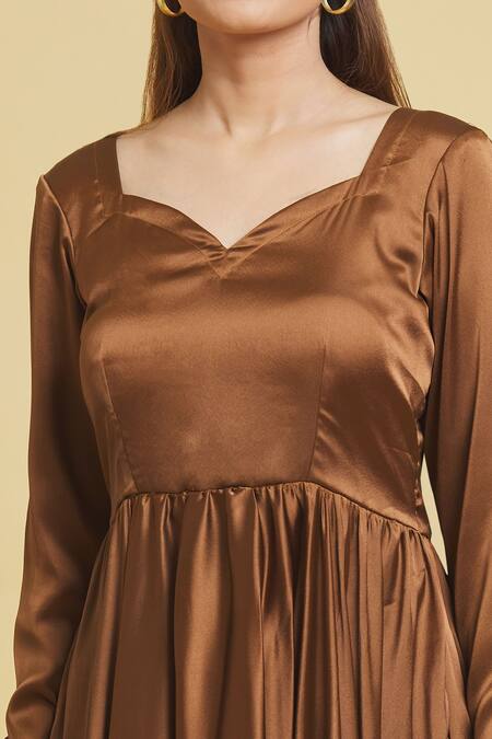 Shop_Samyukta Singhania_Brown Silk, Organza Embroidery Sweetheart Neck Solid Anarkali Pant Set _Online_at_Aza_Fashions