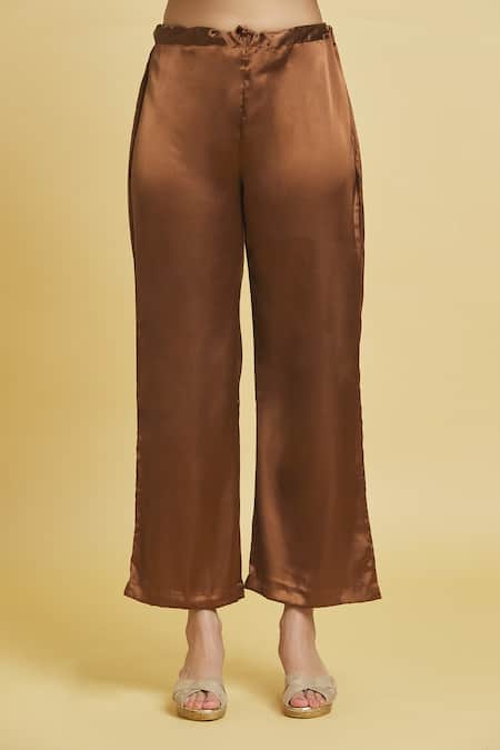 Samyukta Singhania_Brown Silk, Organza Embroidery Sweetheart Neck Solid Anarkali Pant Set _at_Aza_Fashions