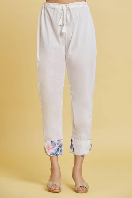 Samyukta Singhania_White Chanderi Cotton, Chiffon Embroidery Round Neck Floral Print Kurta Set _at_Aza_Fashions