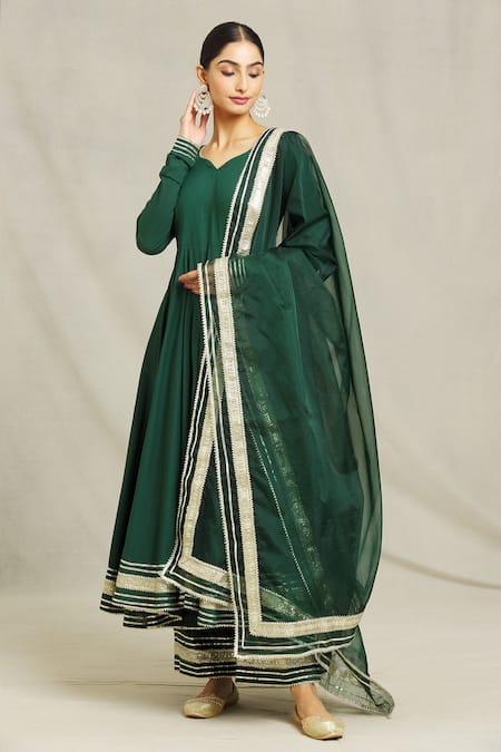 Buy_Samyukta Singhania_Green Cotton, Organza Gota Patti Asymmetric Placement Embellished Anarkali Set _Online_at_Aza_Fashions