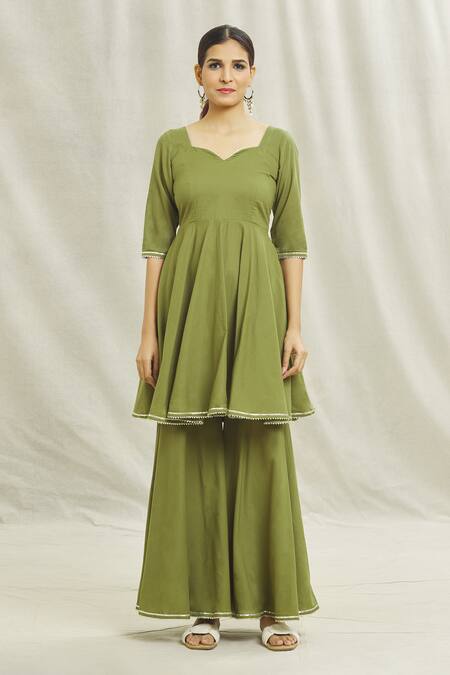 Naintara Bajaj Green Cotton, Kota Doria Patti Anarkali Set With Leheriya Pattern Dupatta Online at Aza Fashions Naintara Bajaj_Green Cotton, Kota Doria Patti Anarkali Set With Leheriya Pattern Dupatta _Online_at_Aza_Fashions