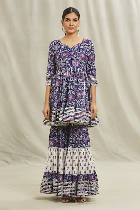 Samyukta Singhania_Blue Cotton Embroidery V-neck Daisy Print Anarkali Sharara Set _Online_at_Aza_Fashions