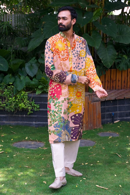 Taavare Flower Bloom Print Kurta With Pant 