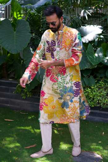Buy_Taavare_Off White Tissue, Organza Floral Print Kurta Set_Online_at_Aza_Fashions