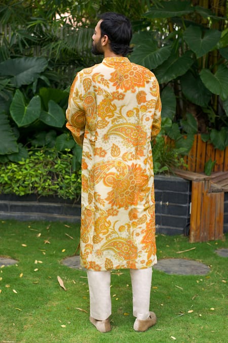 Taavare Paisley & Mandala Print Kurta With Pant 
