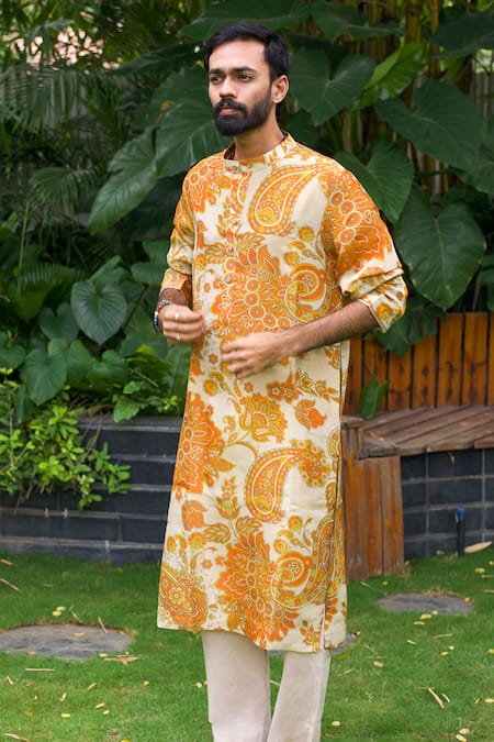 Buy_Taavare_Off White Tissue, Organza Embroidery Paisley And Mandala Print Kurta With Pant _Online_at_Aza_Fashions