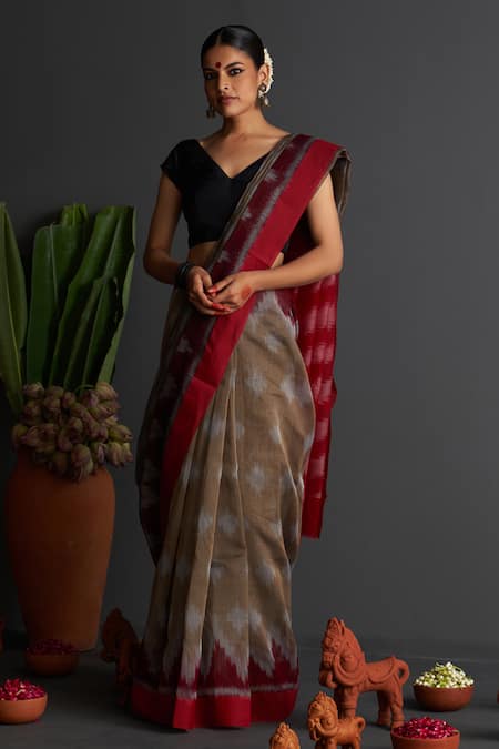 FIVE POINT FIVE Kalpana Ikat Motif Woven Saree With Running Blouse 