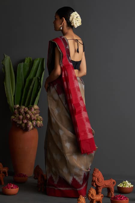 Five Point Five Kalpana Ikat Motif Woven Saree With Running Blouse 