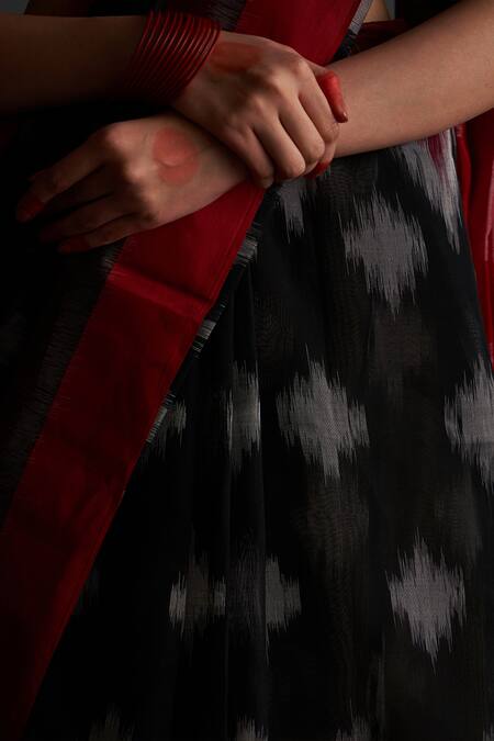 Five Point Five Black Cotton Kalpana Ikat Woven Saree With Running Blouse Online at Aza Fashions Five Point Five_Black Cotton Kalpana Ikat Woven Saree With Running Blouse _Online_at_Aza_Fashions