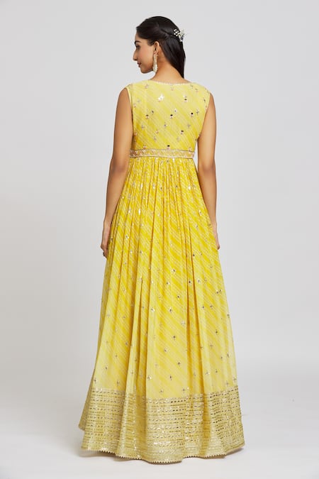 Jiya by Veer Design Studio Yellow Georgette Sequins, Beads Bandhani Pattern Embellished Jacket Lehenga Set at Aza Fashions Jiya by Veer Design Studio_Yellow Georgette Sequins, Beads Bandhani Pattern Embellished Jacket Lehenga Set _at_Aza_Fashions