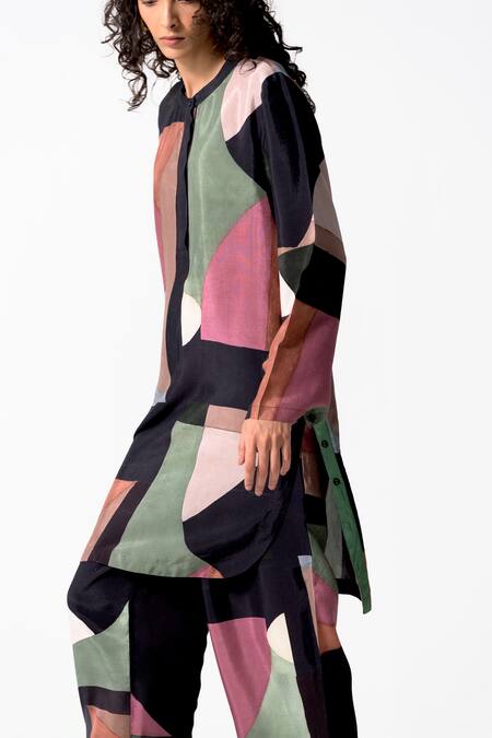 Buy OFRIDA Multi Color Cotton, Silk Round Neck Geometric Mania Print Tunic Online at Aza Fashions Buy_OFRIDA_Multi Color Cotton, Silk Round Neck Geometric Mania Print Tunic_Online_at_Aza_Fashions