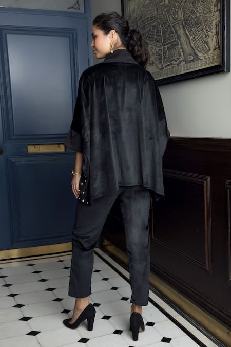 Rhe-Ana Berlin Pearl Embellished Top & Pant Set 