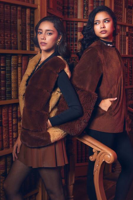 Rhe-Ana_Brown Alpine Faux Fur Cape _at_Aza_Fashions