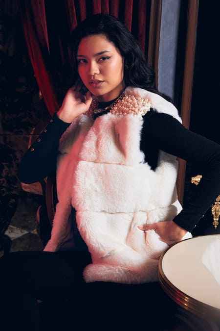 Buy_Rhe-Ana_Ivory Polyester Pearls Open Neck Zermatt Embellished Gilet 