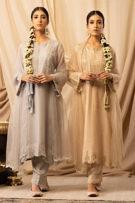 Deepika Chopra_Silver Organza, Bamboo, Silk Pearls, Snowfall Straight-cut Kurta Salwar Set_Online_at_Aza_Fashions