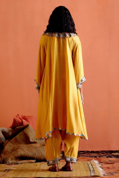Shop Karishma Khanduja Bareilly Yellow Cheeniya Silk Embroidery Thread Notched Yoke Kurta And Salwar Set at Aza Fashions Shop_Karishma Khanduja Bareilly_Yellow Cheeniya Silk Embroidery Thread Notched Yoke Kurta And Salwar Set _at_Aza_Fashions