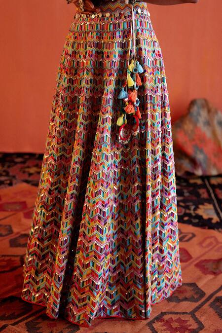 Buy Karishma Khanduja Bareilly Cream Chanderi Embroidery, Beads Resham Bridal Lehenga Online at Aza Fashions Buy_Karishma Khanduja Bareilly_Cream Chanderi Embroidery, Beads Resham Bridal Lehenga _Online_at_Aza_Fashions