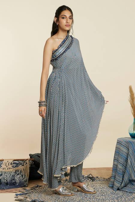 Buy_Sva By Sonam & Paras Modi_Blue Crepe Print Geometric Asymmetric Neck Kaftan With Pant_Online_at_Aza_Fashions