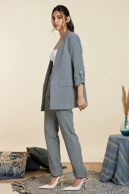 Sva By Sonam & Paras Modi_Blue Crepe Printed Geometric Shawl Collar Stripe Blazer And Pant Set_Online_at_Aza_Fashions