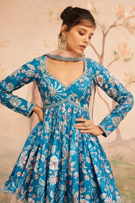 Shop Lashkaraa Blue Georgette Embroidery V-neck Floral Hand Gharara Set Online at Aza Fashions Shop_Lashkaraa_Blue Georgette Embroidery V-neck Floral Hand Gharara Set_Online_at_Aza_Fashions