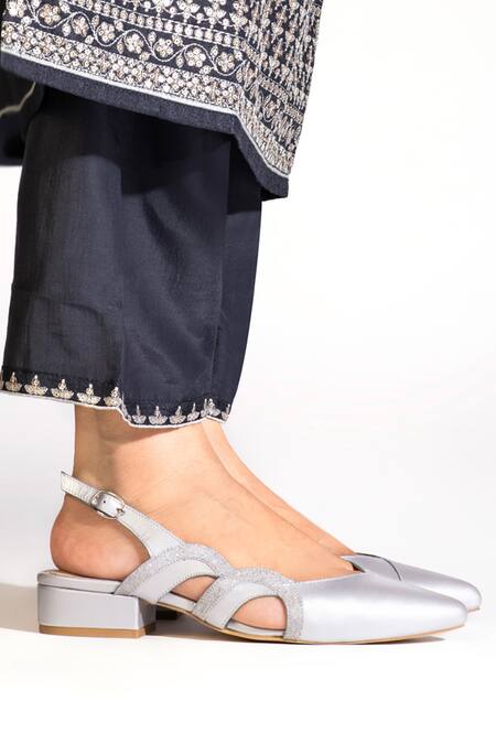 Oceedee_Silver Cutwork Rooma Metallic Mules_Online_at_Aza_Fashions