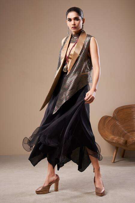 Aditi Somani Black Brocade, Organza, Muslin Embroidery Floral Woven Jacket Skirt Set Online at Aza Fashions Aditi Somani_Black Brocade, Organza, Muslin Embroidery Floral Woven Jacket Skirt Set _Online_at_Aza_Fashions