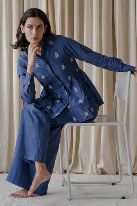 Buy_Vanaras_Blue Cotton Embroidery Collared Plumeria Top With Rayne Pant_Online_at_Aza_Fashions