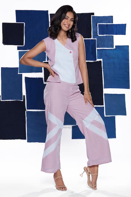 Savaaya Color Blocked Top & Flared Pant Set 