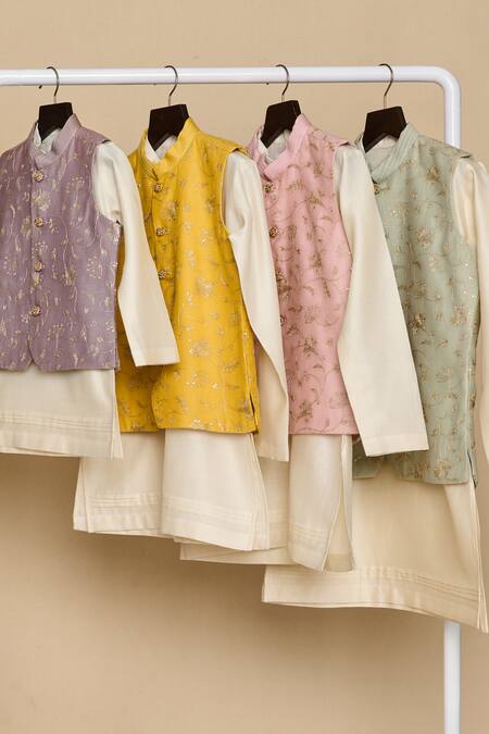 All Boy Couture_Green Silk Zari Floral Pattern Bundi And Kurta Set _Online_at_Aza_Fashions