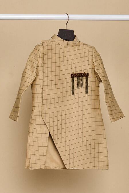 Buy_All Boy Couture_Brown Chanderi Brooches Checkered Handwoven Pattern Achkan Set