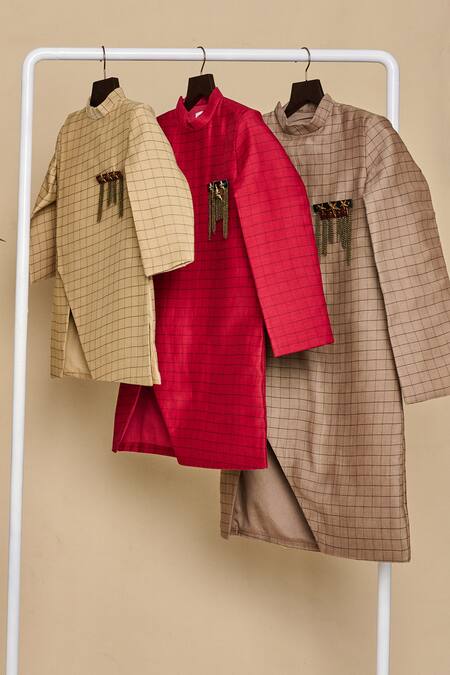 Shop_All Boy Couture_Brown Chanderi Brooches Checkered Handwoven Pattern Achkan Set