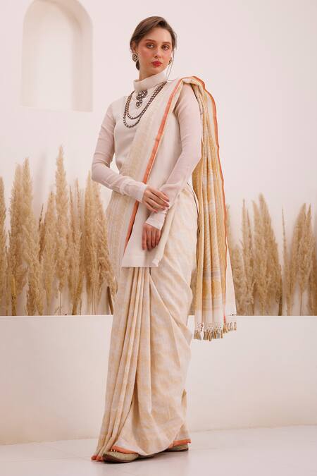 Buy Ivory Saree Jamdani Woven Turtle Aarvi Embroidered With Kurta Blouse  For Women by Chhaya Mehrotra Online at Aza Fashions.