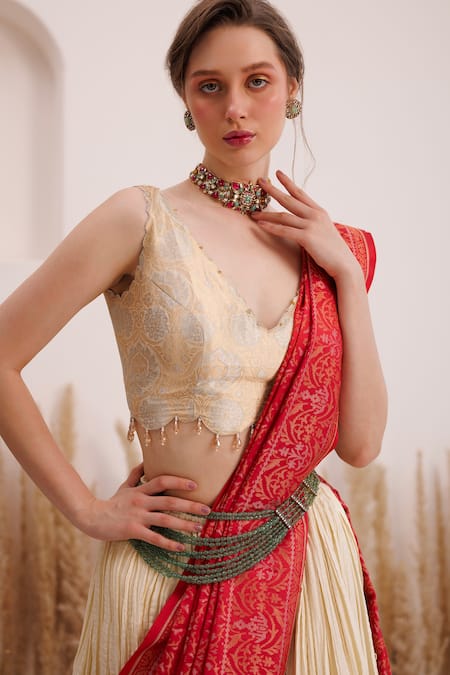 Buy_Chhaya Mehrotra_Red Silk, Brocade Beads, Tassels V-neck Aabida Jamdani Saree Skirt Set _Online_at_Aza_Fashions