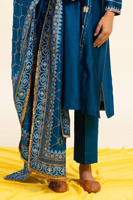 Buy Shetab Kazmi Blue Chanderi, Linen, Cotton, Viscose Gota Patti And Zardosi Kurta Pant Set Buy_Shetab Kazmi_Blue Chanderi, Linen, Cotton, Viscose Gota Patti And Zardosi Kurta Pant Set