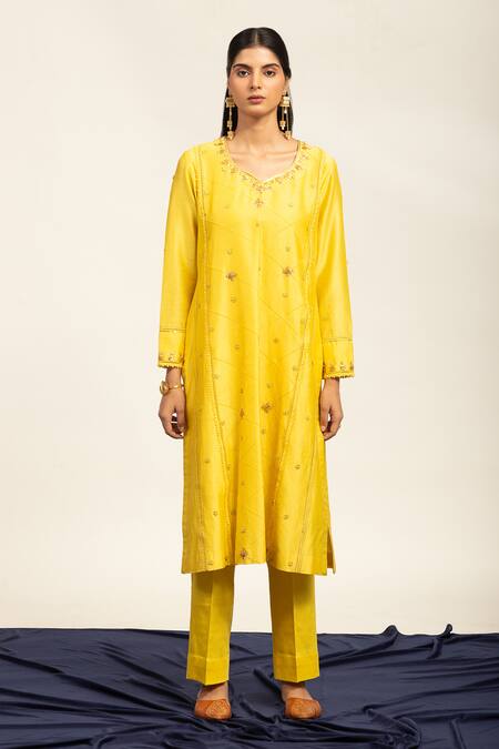 Shetab Kazmi Yellow Chanderi, Linen, Cotton, Viscose Double Kali Embroidered Kurta Pant Set Online at Aza Fashions Shetab Kazmi_Yellow Chanderi, Linen, Cotton, Viscose Double Kali Embroidered Kurta Pant Set _Online_at_Aza_Fashions