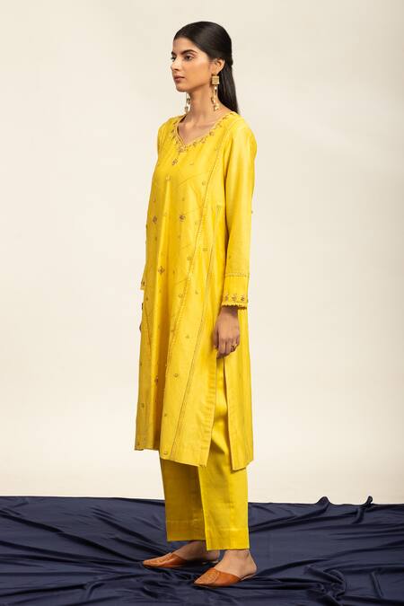 Buy Shetab Kazmi Yellow Chanderi, Linen, Cotton, Viscose Double Kali Embroidered Kurta Pant Set Online at Aza Fashions Buy_Shetab Kazmi_Yellow Chanderi, Linen, Cotton, Viscose Double Kali Embroidered Kurta Pant Set _Online_at_Aza_Fashions