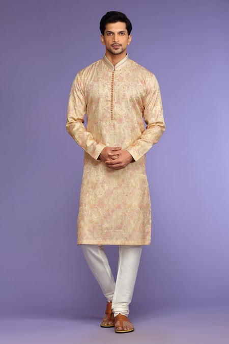 Kora By Nilesh Mitesh Orange Silk Embroidered Thread And Sequin Work Floral Kurta Set 