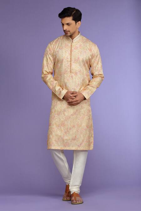 Kora By Nilesh Mitesh_Orange Silk Embroidered Thread And Sequin Work Floral Kurta Set_Online_at_Aza_Fashions