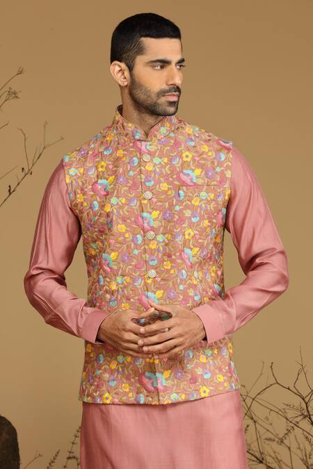 Shop_Kora By Nilesh Mitesh_Pink Silk Embroidery Floral Bundi And Kurta Set_Online_at_Aza_Fashions