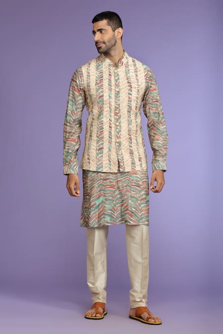 Kora By Nilesh Mitesh Silk Chevron Print Bundi & Kurta Set 