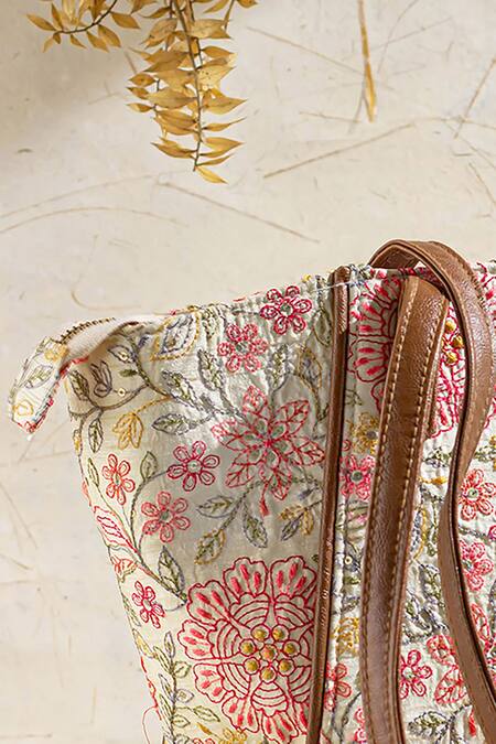 Amyra Multi Color Embroidery Ivy Thread Tote Bag Online at Aza Fashions Amyra_Multi Color Embroidery Ivy Thread Tote Bag _Online_at_Aza_Fashions
