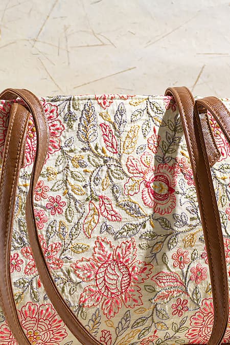 Shop Amyra Multi Color Embroidery Ivy Thread Tote Bag Online at Aza Fashions Shop_Amyra_Multi Color Embroidery Ivy Thread Tote Bag _Online_at_Aza_Fashions