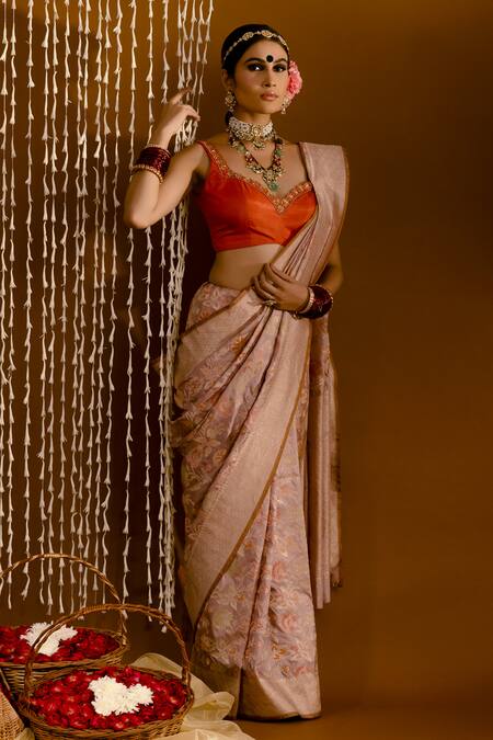 Buy Priyal Bhardwaj Pink Brocade Zari Floral Pattern Banarasi Handwoven Saree Online at Aza Fashions Buy_Priyal Bhardwaj_Pink Brocade Zari Floral Pattern Banarasi Handwoven Saree _Online_at_Aza_Fashions