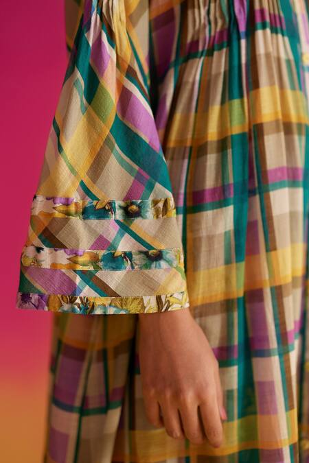 Uri By Mrunalini Rao Blue Organic Fabric Notched Forsythia Checkered Pattern Kurta Pant Set at Aza Fashions Uri By Mrunalini Rao_Blue Organic Fabric Notched Forsythia Checkered Pattern Kurta Pant Set _at_Aza_Fashions