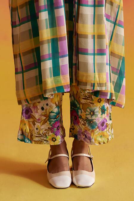 Shop Uri By Mrunalini Rao Blue Organic Fabric Notched Forsythia Checkered Pattern Kurta Pant Set Shop_Uri By Mrunalini Rao_Blue Organic Fabric Notched Forsythia Checkered Pattern Kurta Pant Set