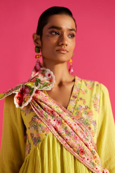 Buy_Uri By Mrunalini Rao_Yellow Cotton, Organza Embroidery V-neck Yoke Kurta Pant Set _Online_at_Aza_Fashions
