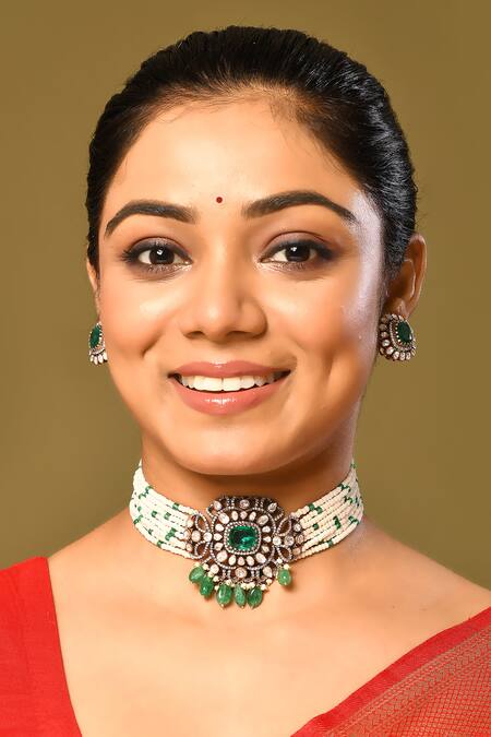 Ivorine_Green Diamonds, Stones Emerald Embellished Choker Set _Online_at_Aza_Fashions