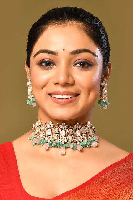 Ivorine_White Stones, Diamonds Geometric Embellished Choker Set _Online_at_Aza_Fashions