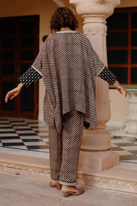 Avacara Cotton Silk Hand Block Print Kaftan With Pant 