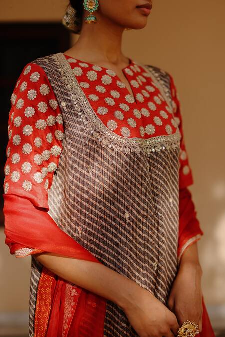 Avacara_Grey Silk, Cotton, Organza Hand Block Print Straight Kurta Churidar Set _Online_at_Aza_Fashions